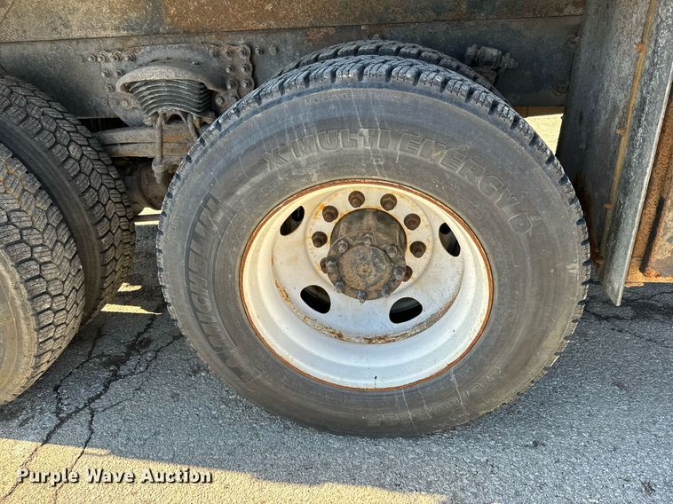 image for item DQ6222 2006 Sterling LT7500 dump truck