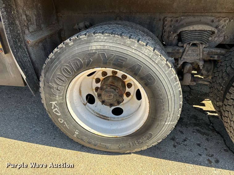 image for item DQ6222 2006 Sterling LT7500 dump truck