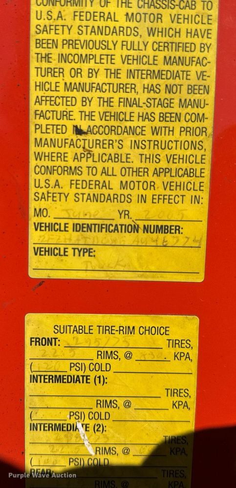 image for item DQ6222 2006 Sterling LT7500 dump truck