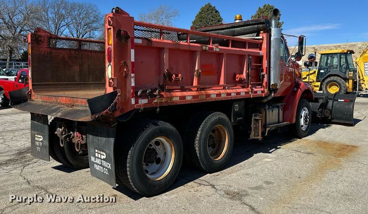 image for item DQ6223 2003 Sterling LT7500 dump truck