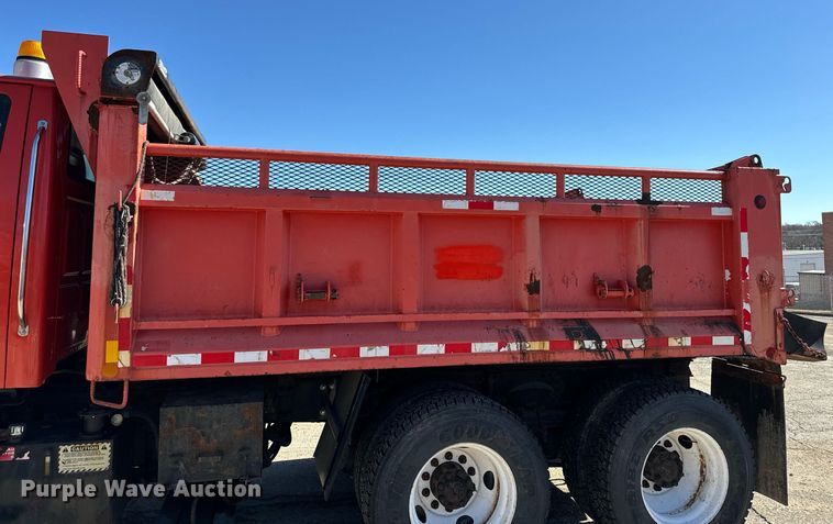 image for item DQ6223 2003 Sterling LT7500 dump truck