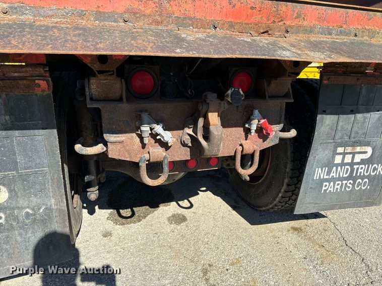 image for item DQ6223 2003 Sterling LT7500 dump truck