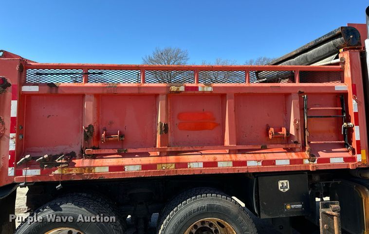 image for item DQ6223 2003 Sterling LT7500 dump truck