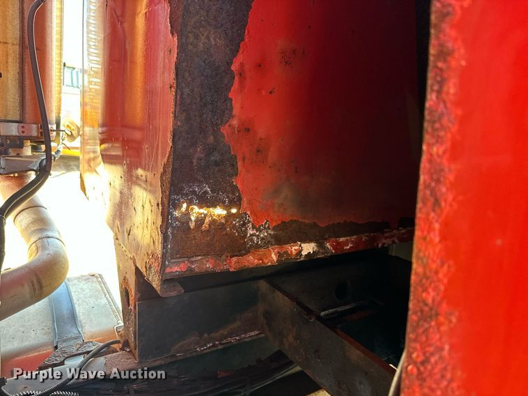 image for item DQ6223 2003 Sterling LT7500 dump truck