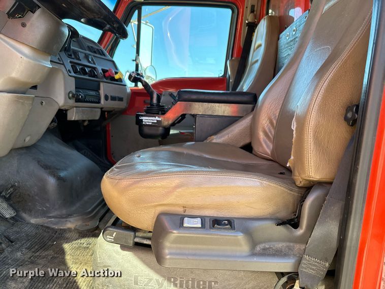 image for item DQ6223 2003 Sterling LT7500 dump truck