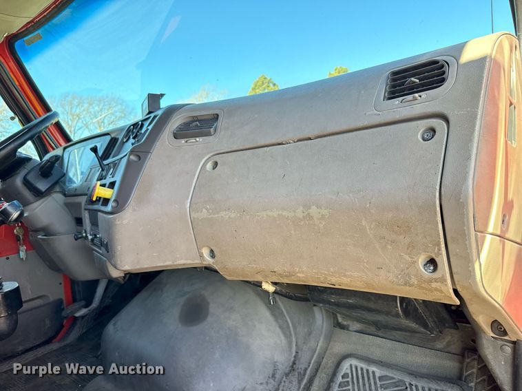 image for item DQ6223 2003 Sterling LT7500 dump truck