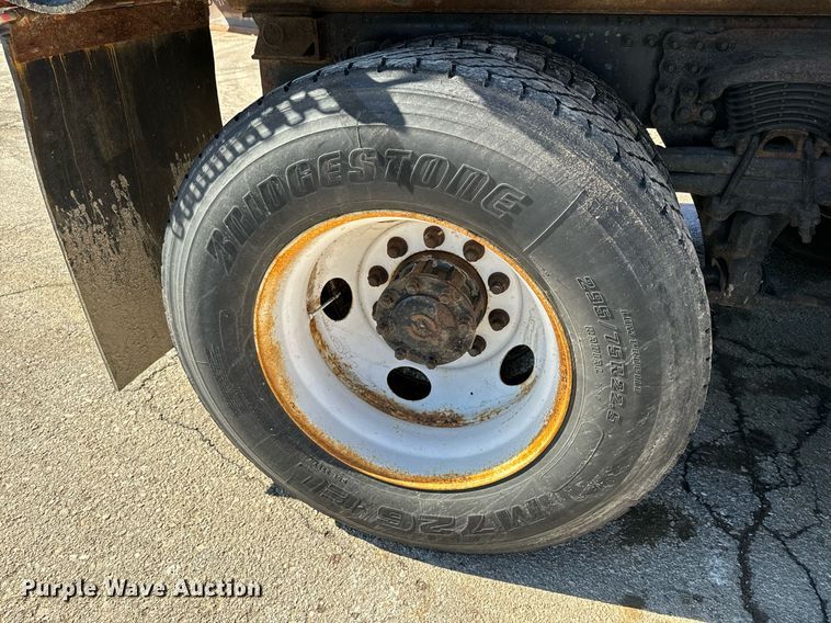 image for item DQ6223 2003 Sterling LT7500 dump truck