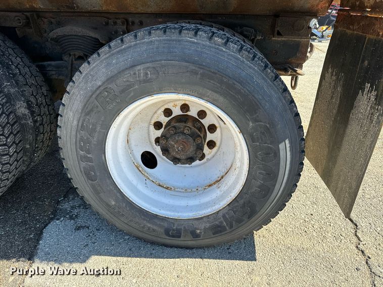 image for item DQ6223 2003 Sterling LT7500 dump truck