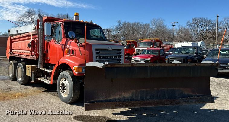 image for item DQ6224 2005 Sterling LT7500 dump truck
