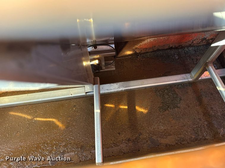 image for item DQ6224 2005 Sterling LT7500 dump truck