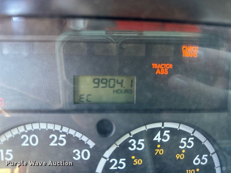 image for item DQ6224 2005 Sterling LT7500 dump truck