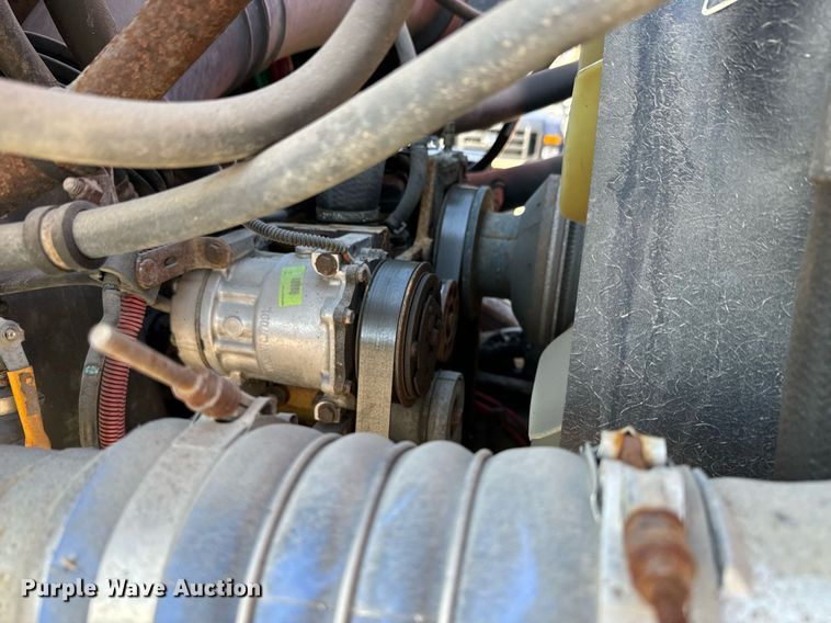 image for item DQ6224 2005 Sterling LT7500 dump truck