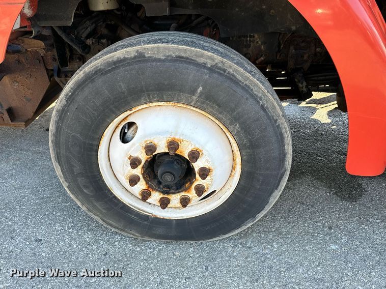 image for item DQ6224 2005 Sterling LT7500 dump truck