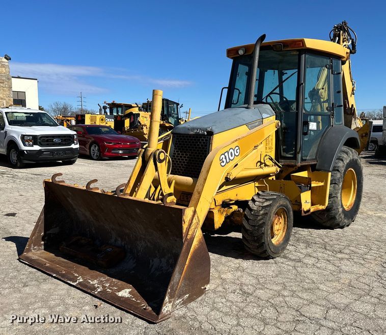 image for item DQ6225 2003 John Deere 310G backhoe