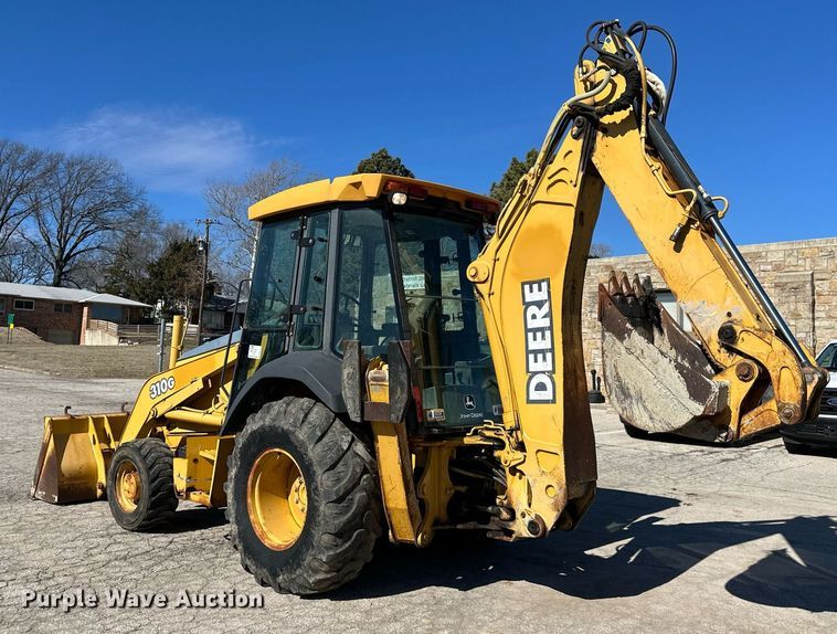 image for item DQ6225 2003 John Deere 310G backhoe