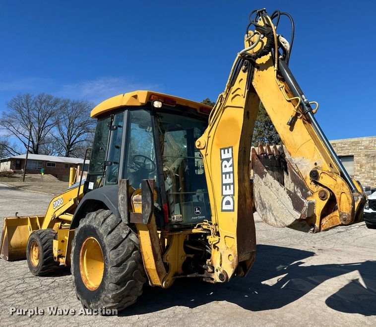 image for item DQ6225 2003 John Deere 310G backhoe