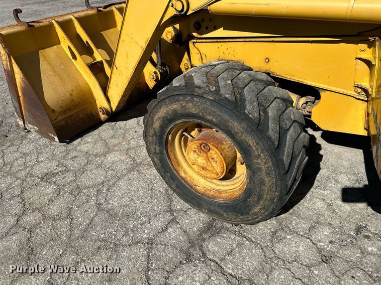 image for item DQ6225 2003 John Deere 310G backhoe