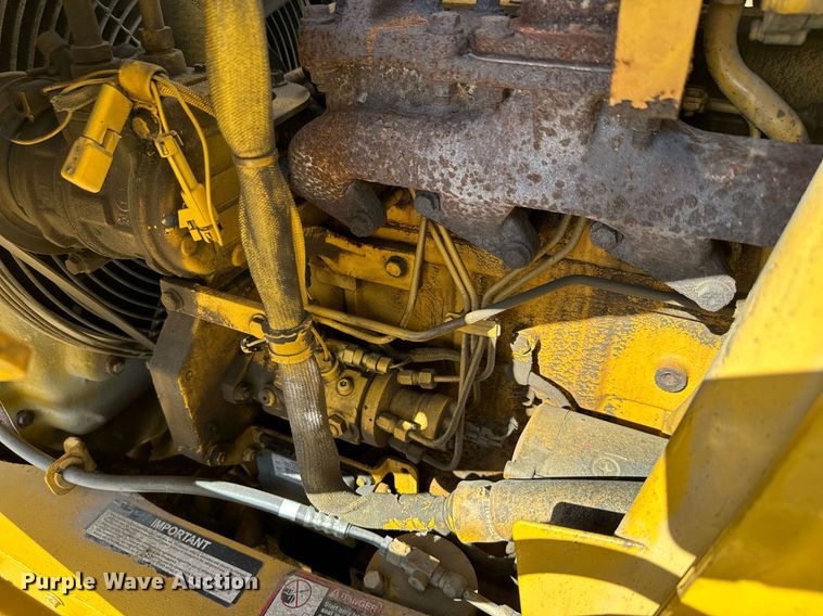 image for item DQ6226 2005 John Deere 310G backhoe