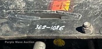 image for item DQ6227 2006 New Holland B95 backhoe