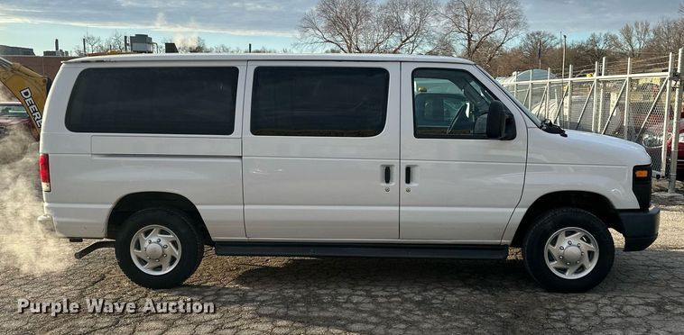image for item DQ6228 2011 Ford E150 van