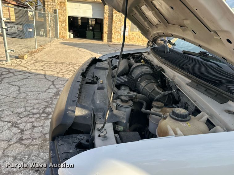 image for item DQ6228 2011 Ford E150 van