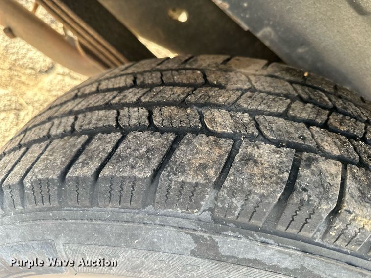 image for item DQ6228 2011 Ford E150 van