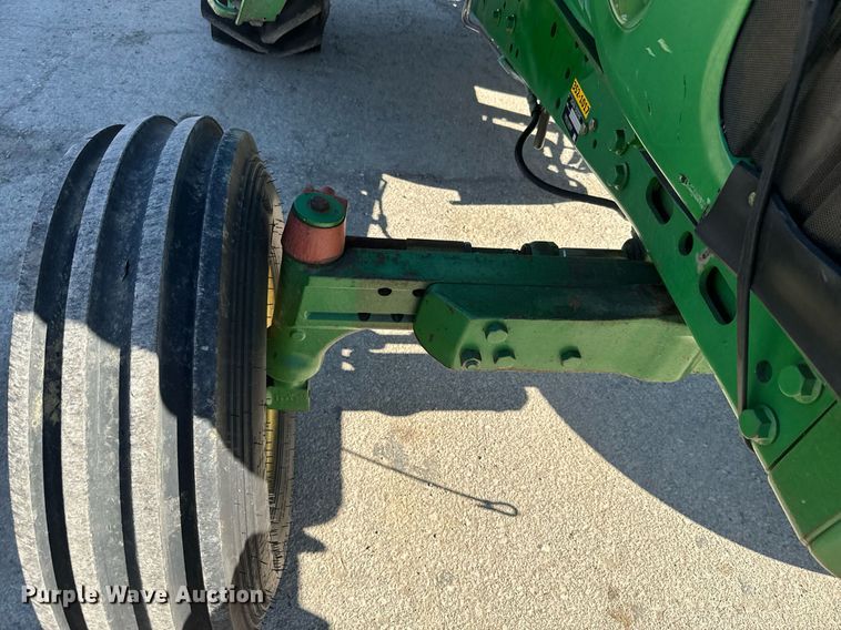 image for item DQ6230 2007 John Deere 6415 tractor