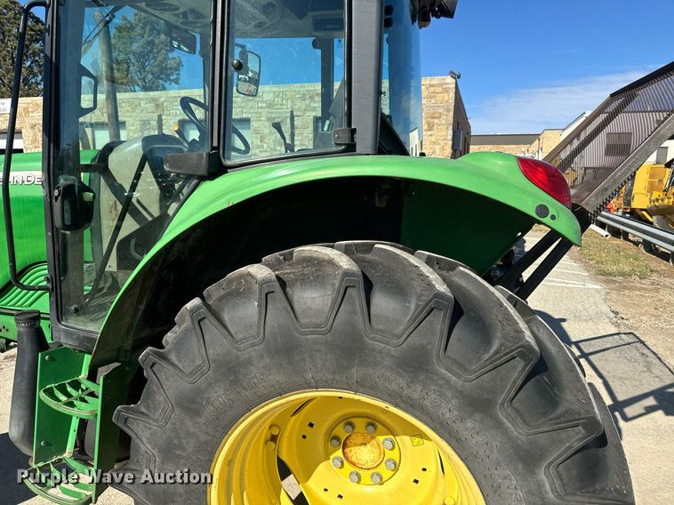 image for item DQ6230 2007 John Deere 6415 tractor