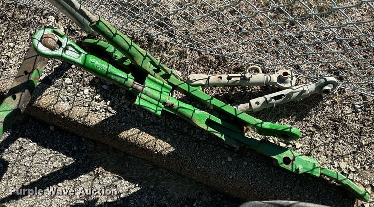 image for item DQ6230 2007 John Deere 6415 tractor