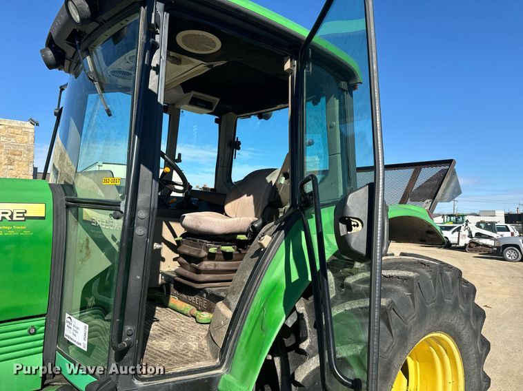 image for item DQ6230 2007 John Deere 6415 tractor