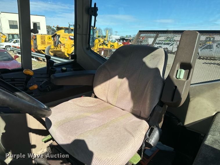 image for item DQ6230 2007 John Deere 6415 tractor