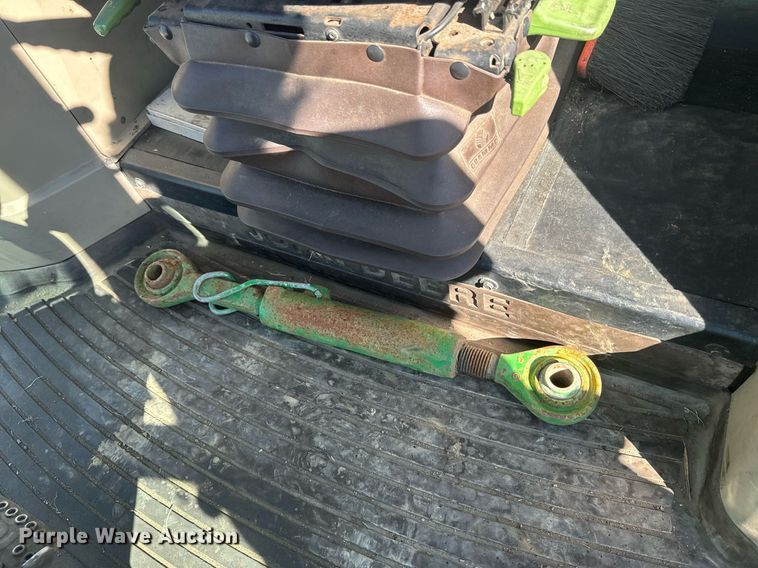 image for item DQ6230 2007 John Deere 6415 tractor