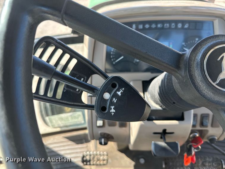 image for item DQ6230 2007 John Deere 6415 tractor