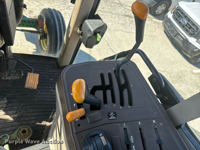 image for item DQ6230 2007 John Deere 6415 tractor