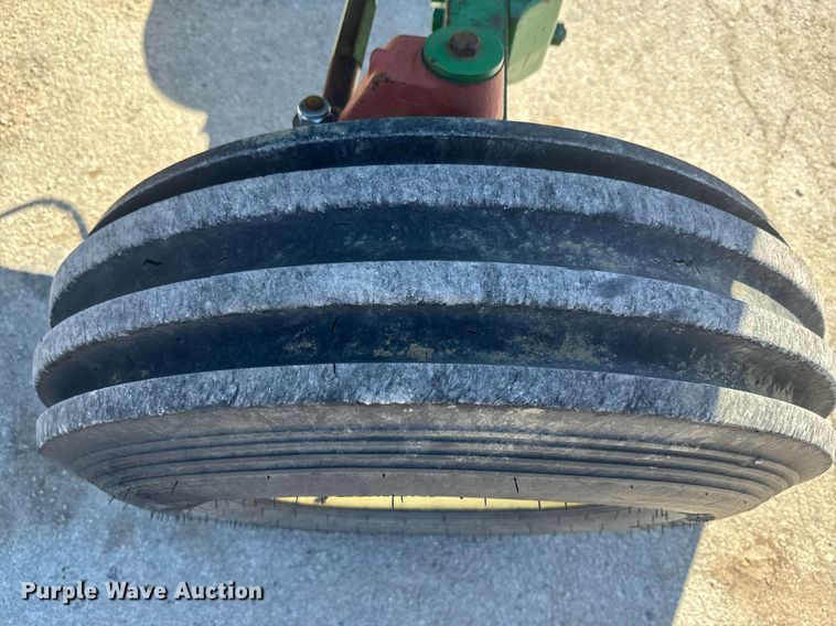 image for item DQ6230 2007 John Deere 6415 tractor