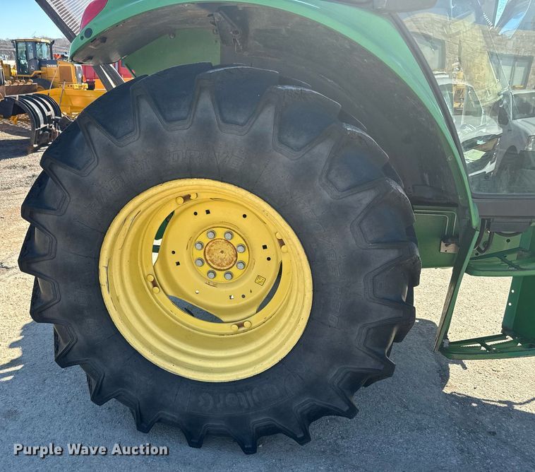 image for item DQ6230 2007 John Deere 6415 tractor