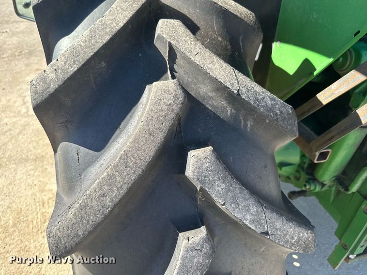 image for item DQ6230 2007 John Deere 6415 tractor