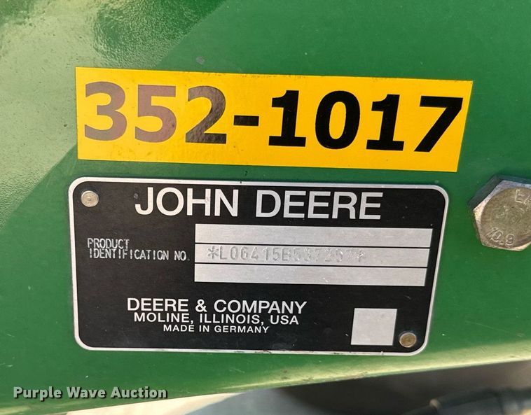 image for item DQ6230 2007 John Deere 6415 tractor