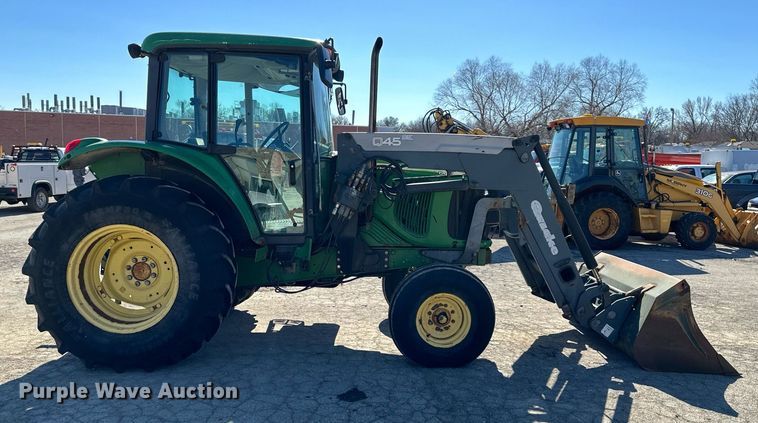 image for item DQ6233 2006 John Deere 6415 tractor