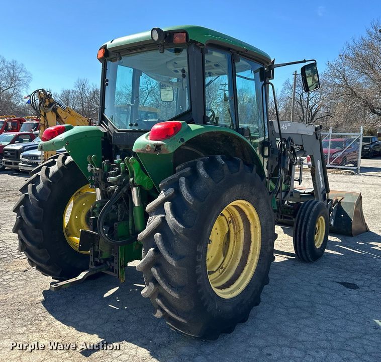 image for item DQ6233 2006 John Deere 6415 tractor