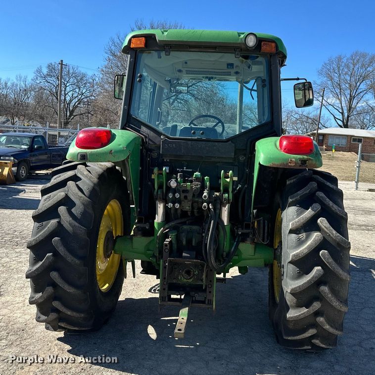 image for item DQ6233 2006 John Deere 6415 tractor