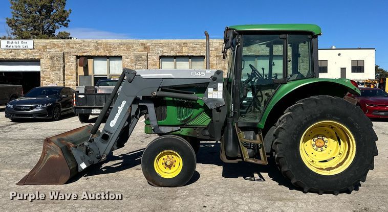 image for item DQ6233 2006 John Deere 6415 tractor