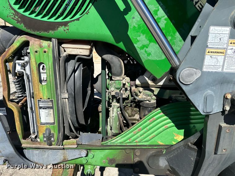 image for item DQ6233 2006 John Deere 6415 tractor