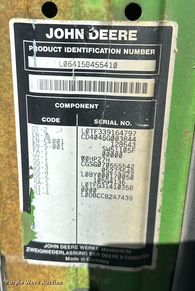 image for item DQ6233 2006 John Deere 6415 tractor