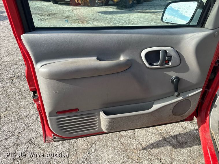 image for item DQ6235 1998 Chevrolet C1500 pickup truck