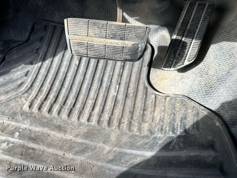 image for item DQ6235 1998 Chevrolet C1500 pickup truck