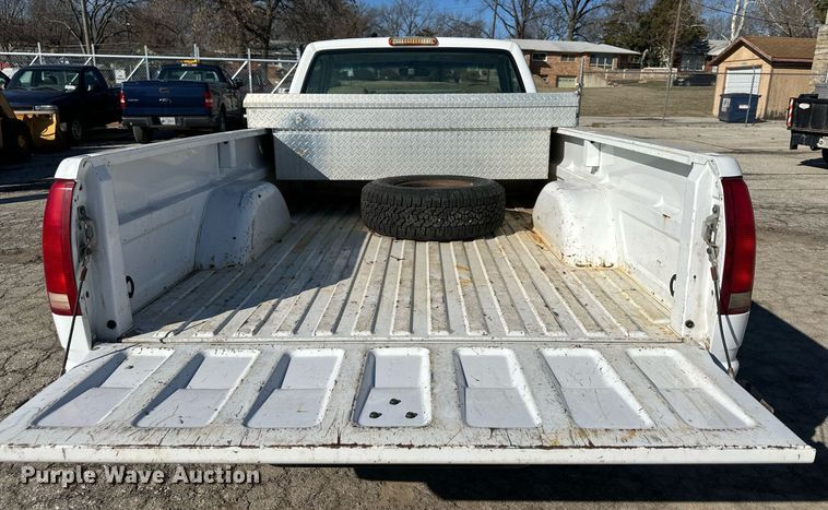 image for item DQ6237 1997 Chevrolet C1500 pickup truck