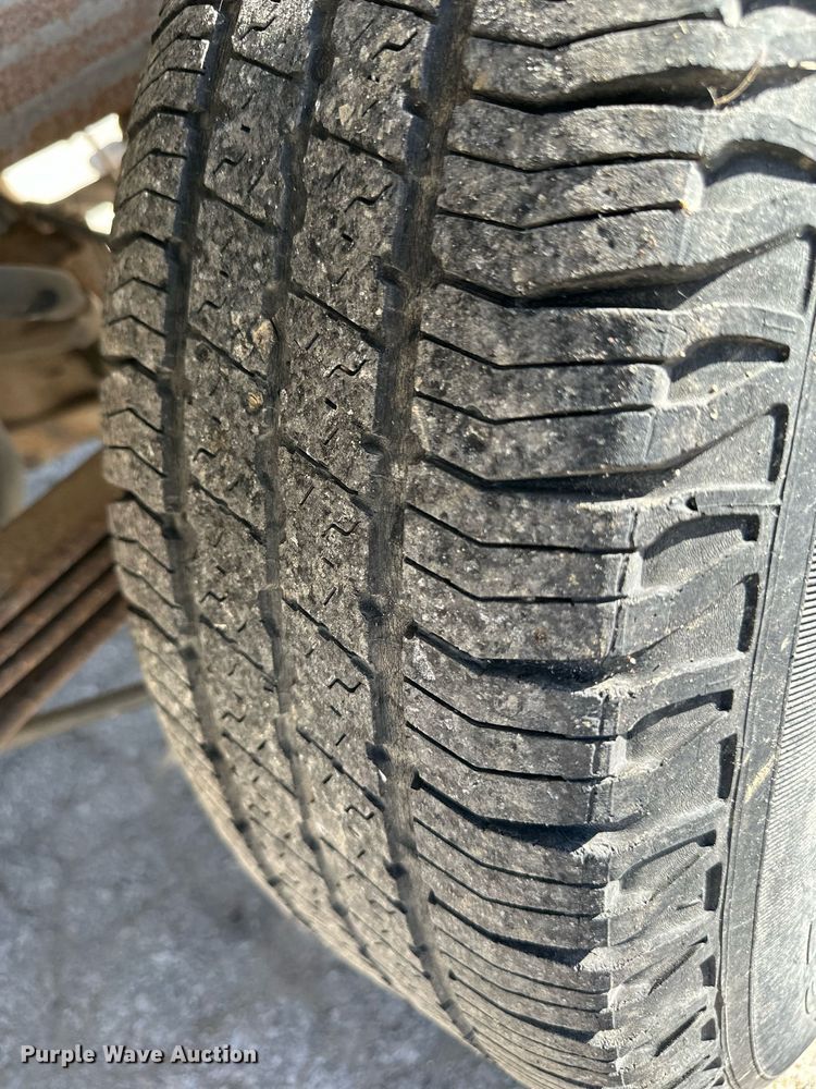 image for item DQ6237 1997 Chevrolet C1500 pickup truck