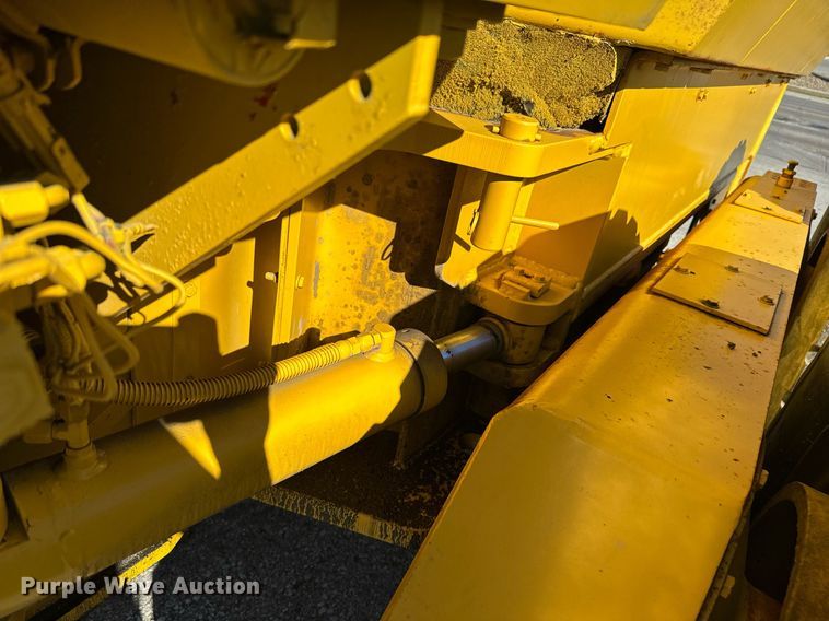 image for item DQ6239 1997 Galion 830B motor grader