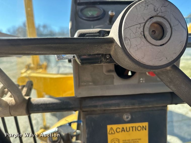 image for item DQ6239 1997 Galion 830B motor grader